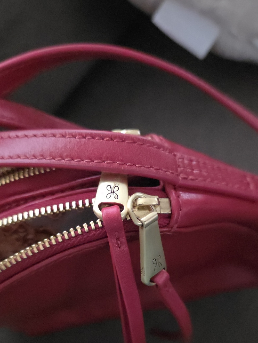 HOBO International Evella Red Leather Crossbody Bag EUC - Picture 11 of 11